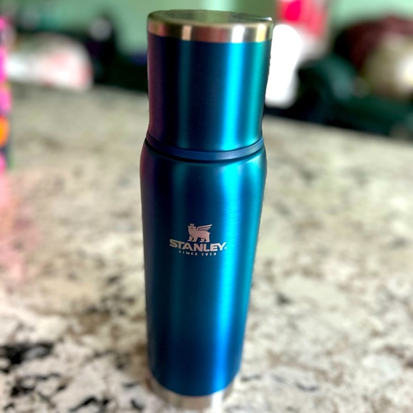 Stanley | Dining | Stanley Vibrant Blue Insulated Bottle | Poshmark